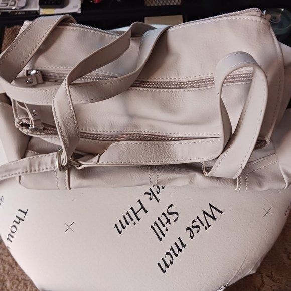 Accessories - FINAL PRICE!  NO RETURNS.